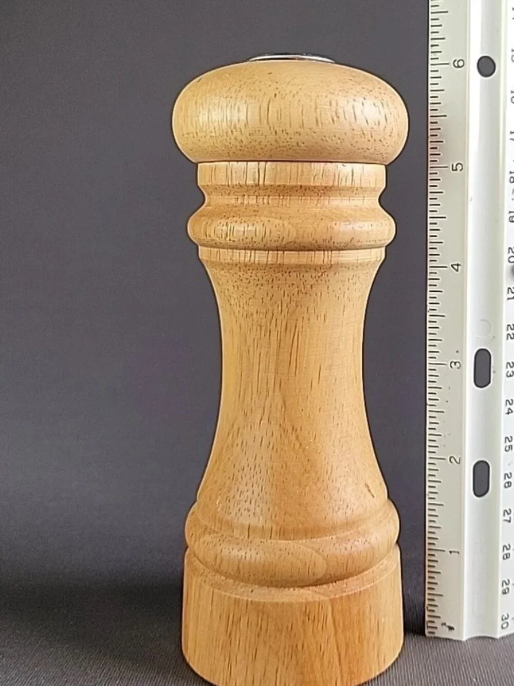 Mr. Dudley Solid Wood Pepper Grinder Mill & Salt Shaker 6” Light Oak Color VTG